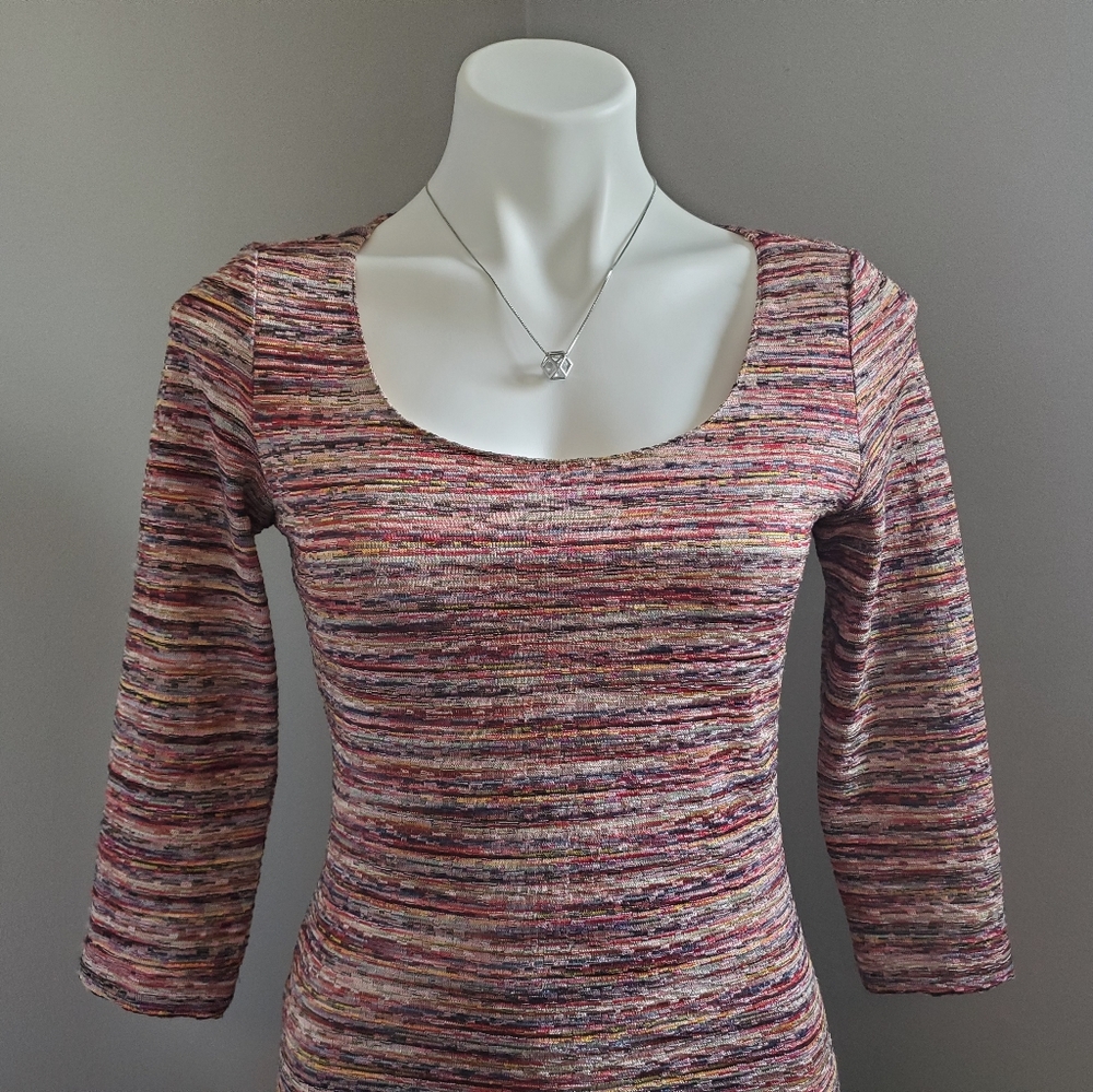 Textured Dress - Picture 3 of 8
